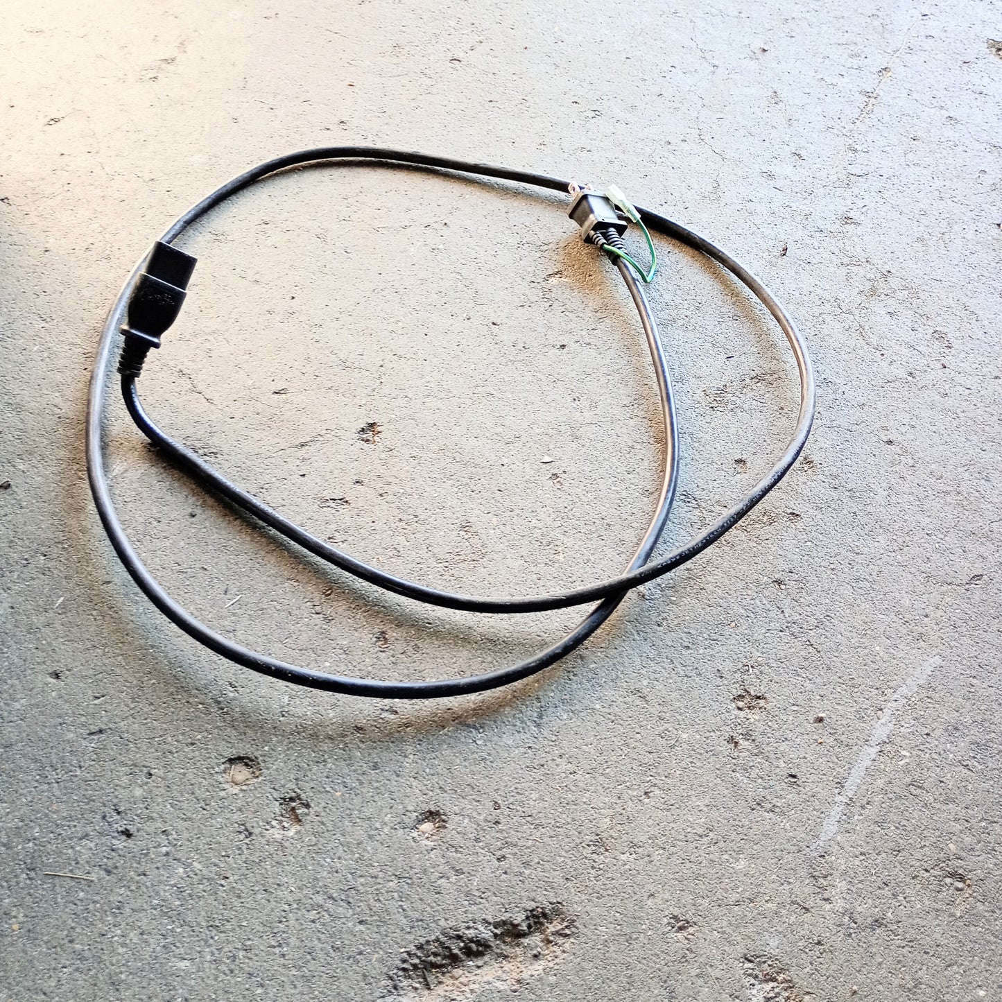 デュプロ製 V-747 連続フォームバースター duplo1-v747-3001