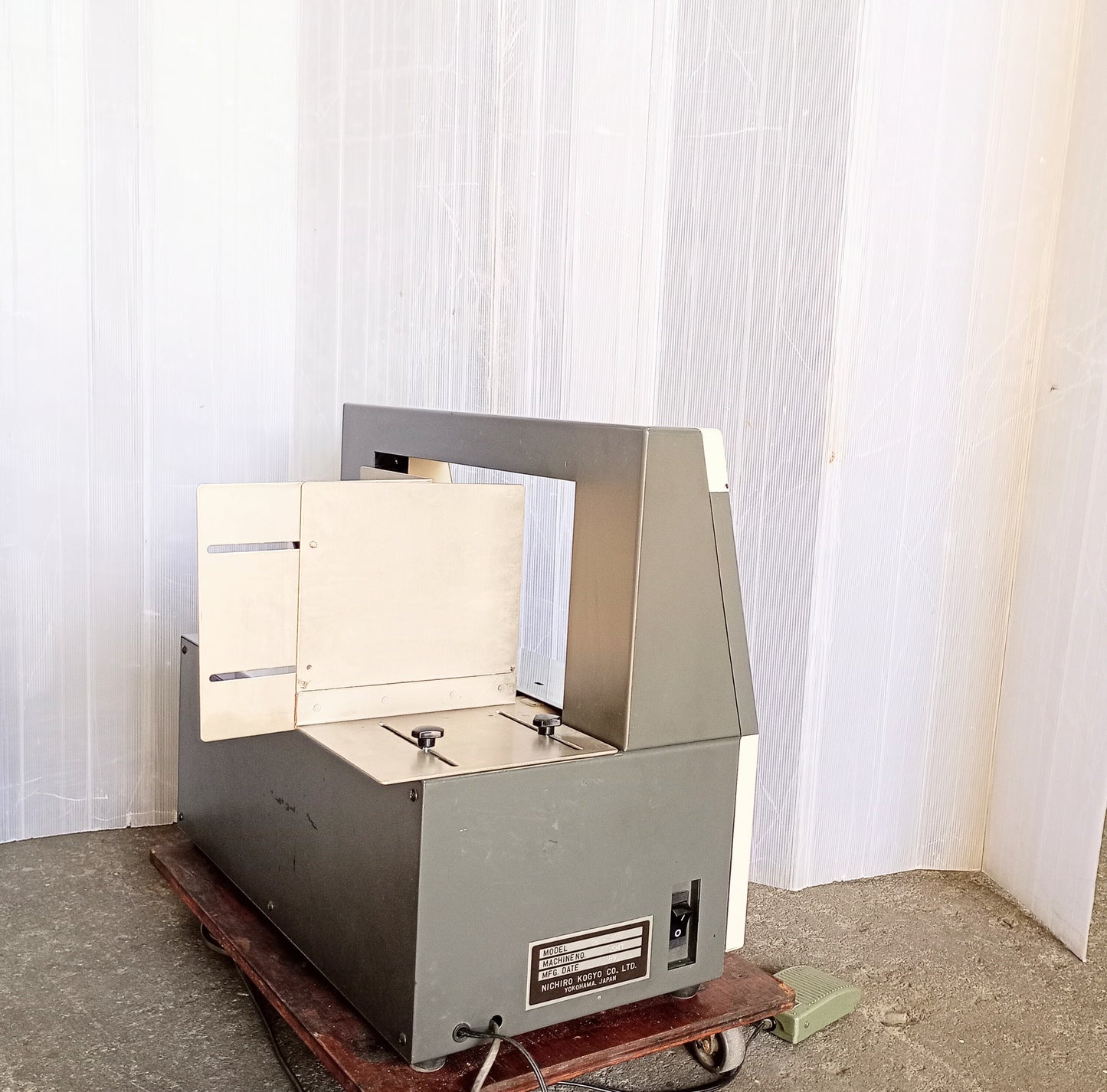 ニチロ工業(ストラパック) AKEBONO OB-300 帯掛け機 nichiro1-akebonoob300-8263