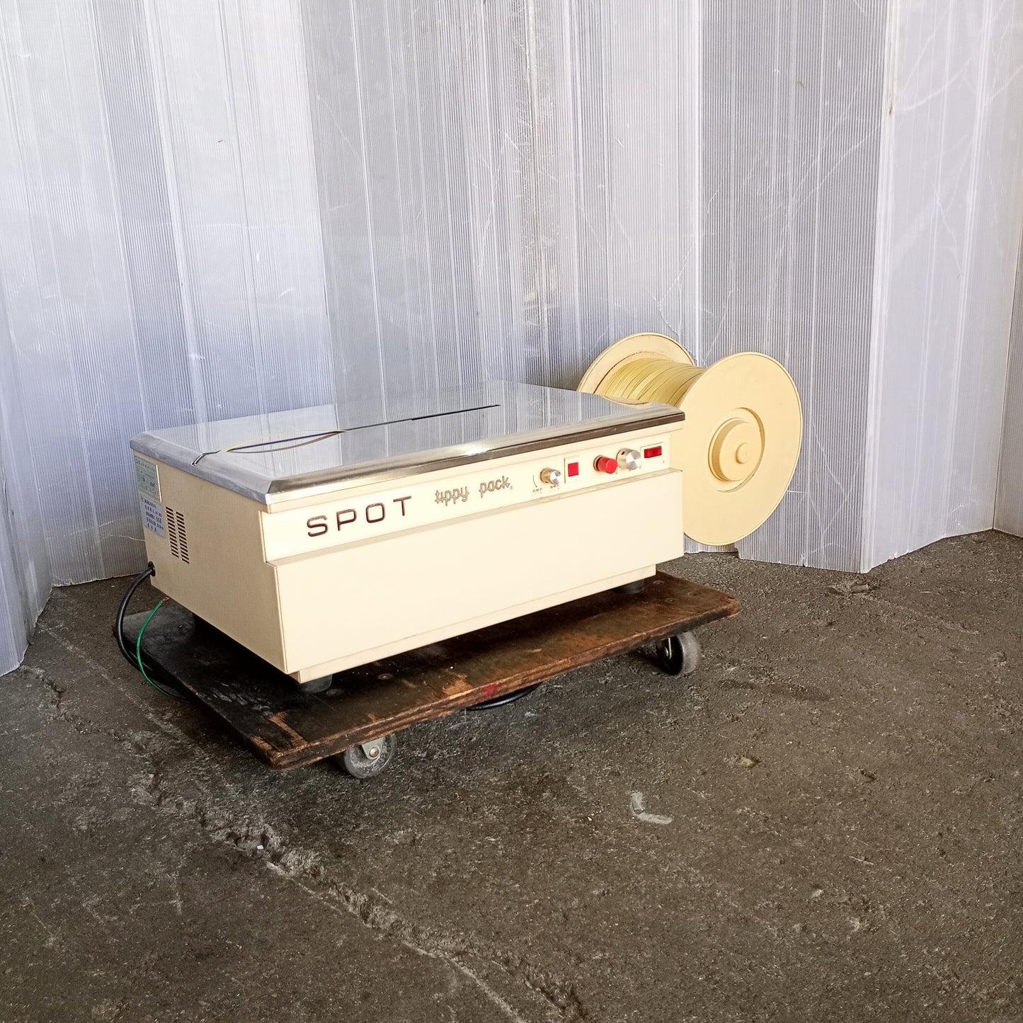 昌弘機工　スポット ティピーパック FT　卓上小型半自動結束機 syokokiko1-spotft-4014