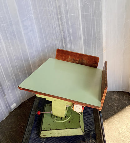 小型 ジョガー (紙揃え機 突き揃え機) jogger490x650-9001