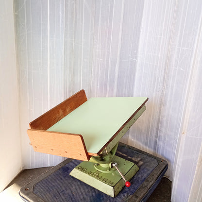 小型 ジョガー (紙揃え機 突き揃え機) jogger490x650-9001