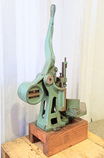 曽我機械　卓上角丸機械 sogakikai-roundcornercutter-8167