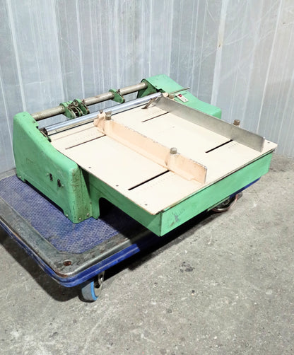 国友鉄工所　MK2　卓上ミシン目＆スジ付け機 kunitomotekko-mk2creaserandperforator-3002