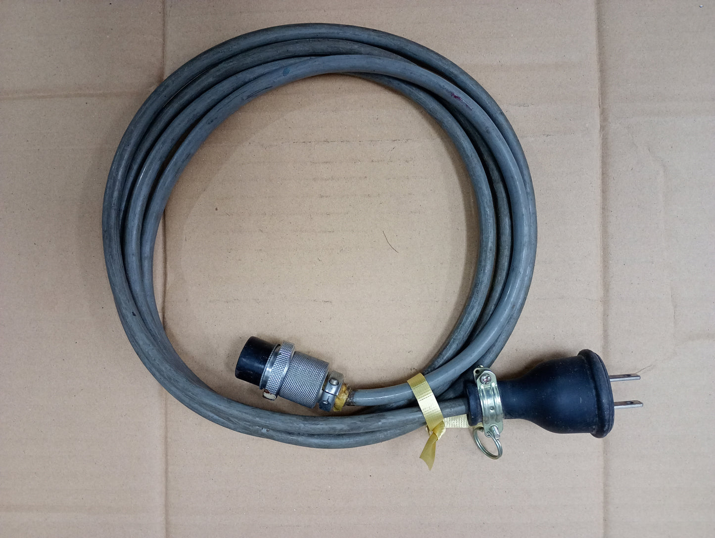 国友鉄工所　MK2　卓上ミシン目＆スジ付け機 kunitomotekko-mk2creaserandperforator-3002