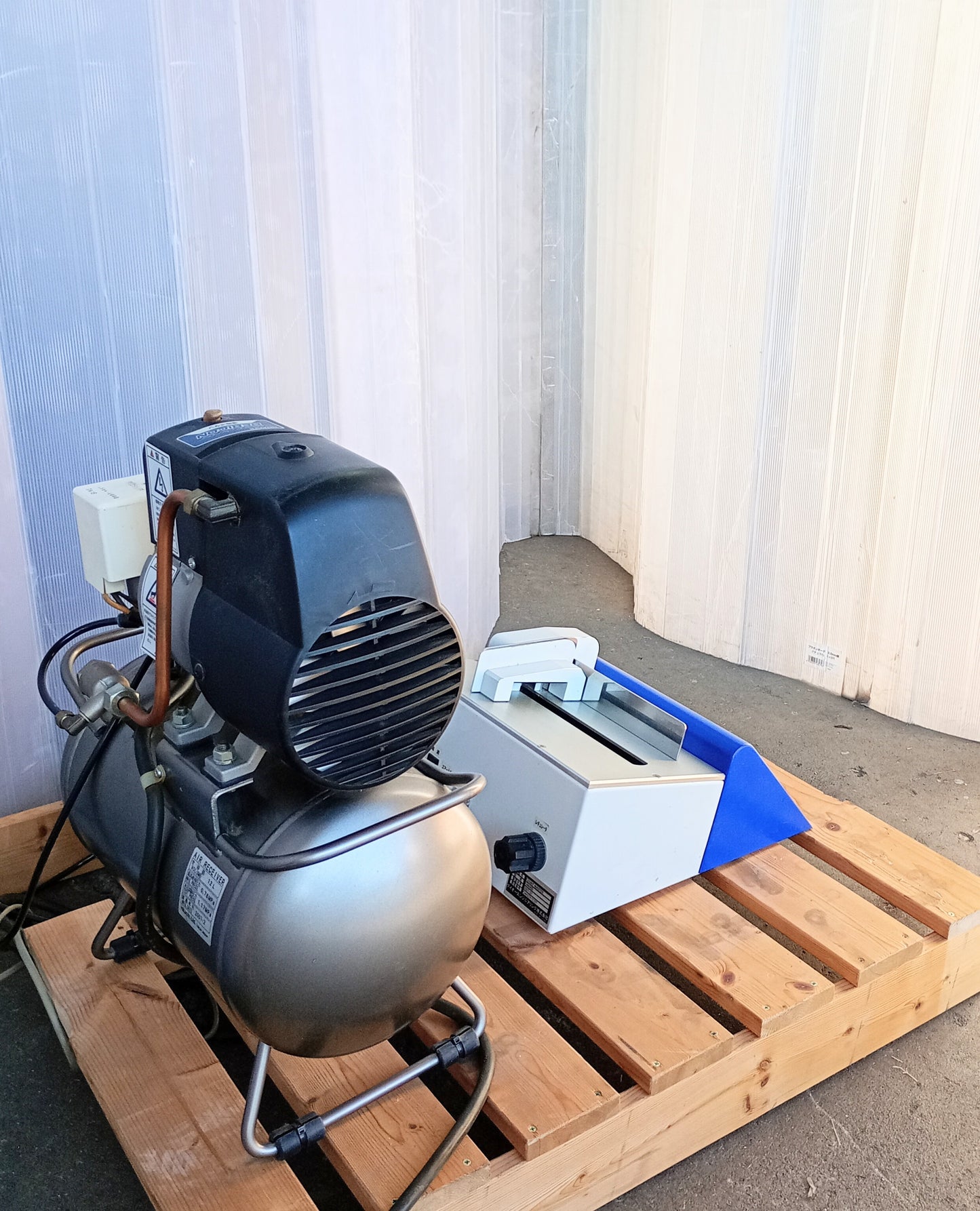 ダイオーエンジニアリング　CM4400　 計数機・エア式非接触 daioengineering1-cm4400-7015