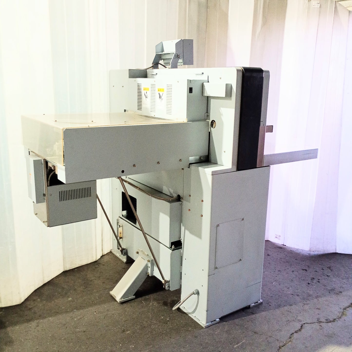 ホリゾン APC-61Ⅱ 油圧断裁機 horizon1-apc61ii-6001