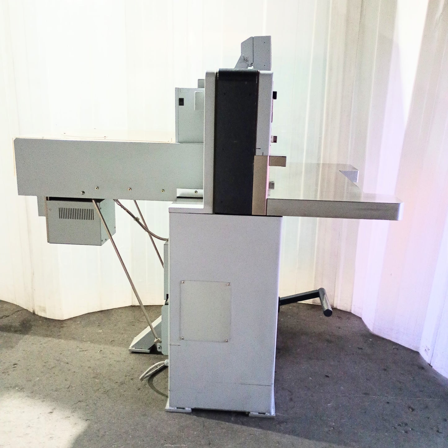 ホリゾン APC-61Ⅱ 油圧断裁機 horizon1-apc61ii-6001