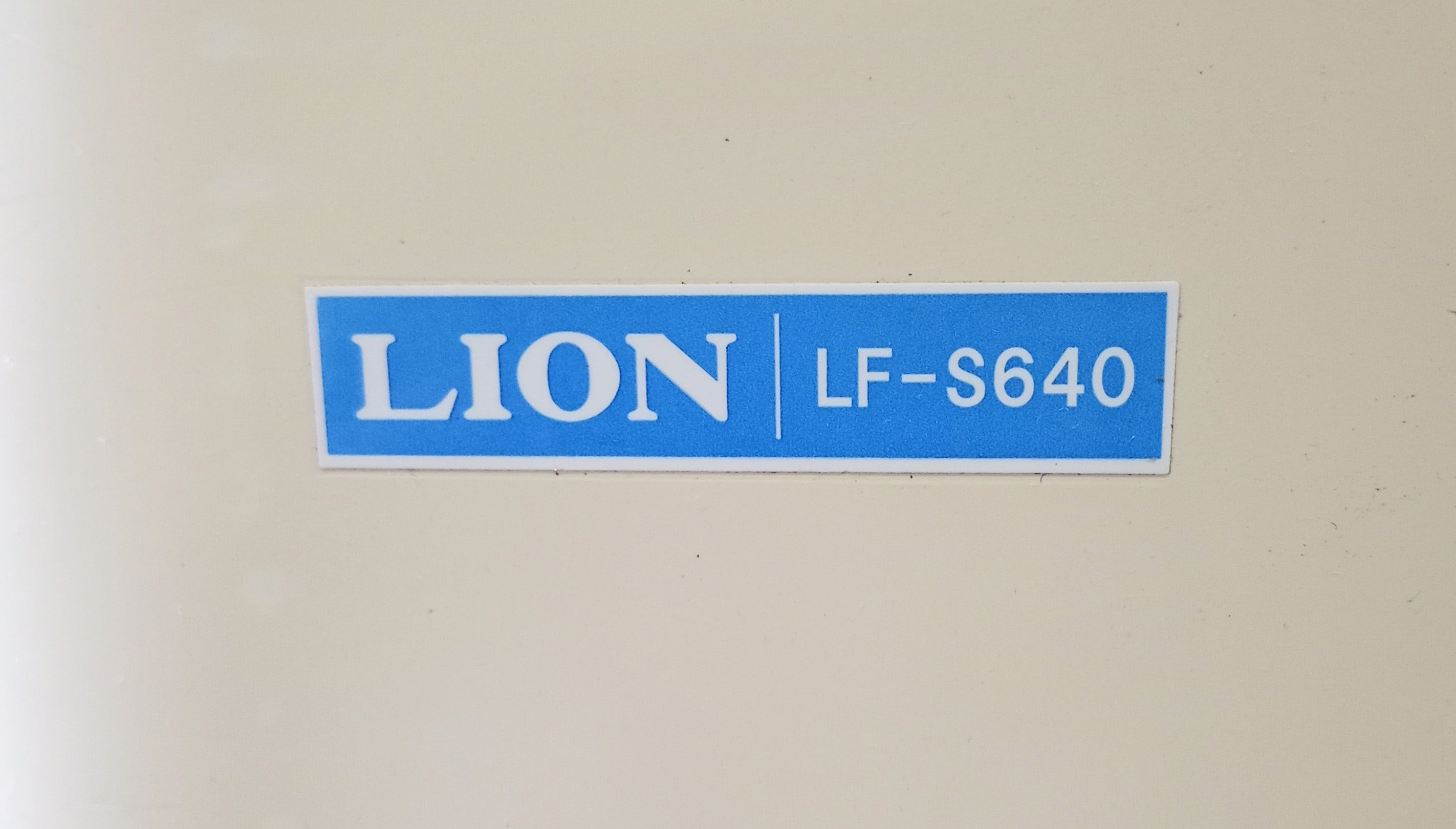 中古 ライオン事務器 LF-S640 手動設定紙折機 紙加工 紙工 折り加工 紙