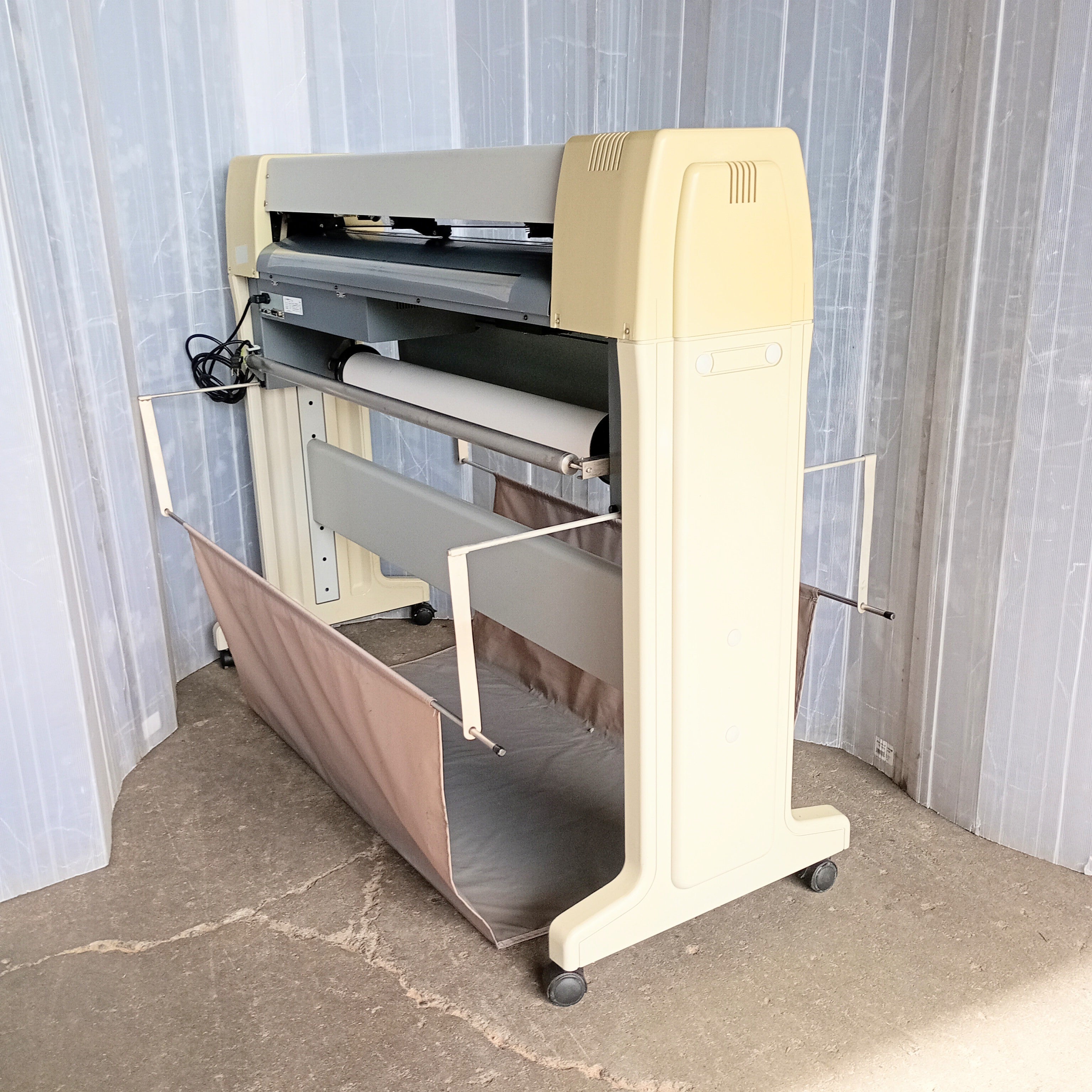 中古 武藤工業 AC-800 アパレルカッティングプロッター シートカッター