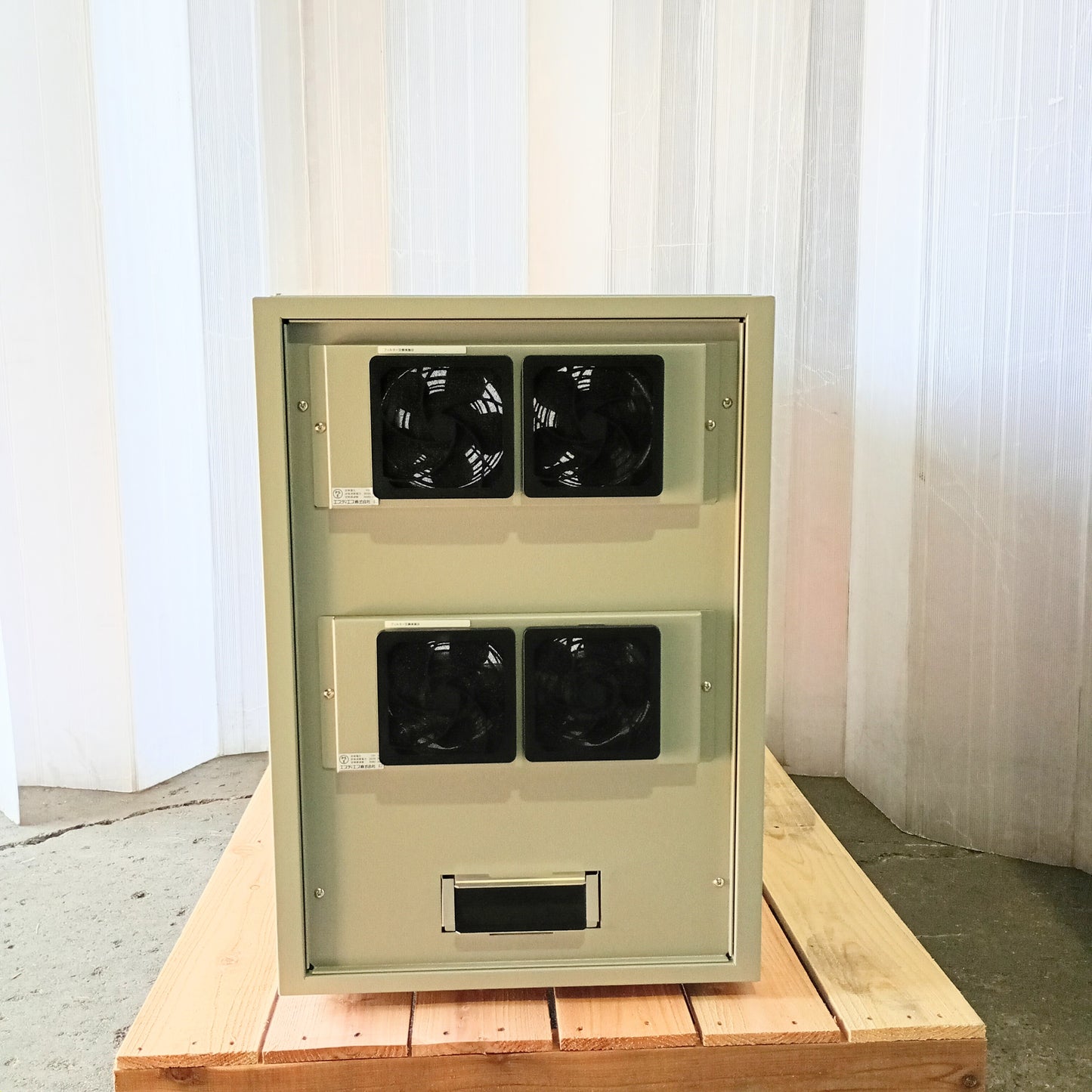 エスディエス まもる君 Light L48F467 防塵ラック パソコン収納 ファンタイプ 未使用品 sds-lightl48f467-5002