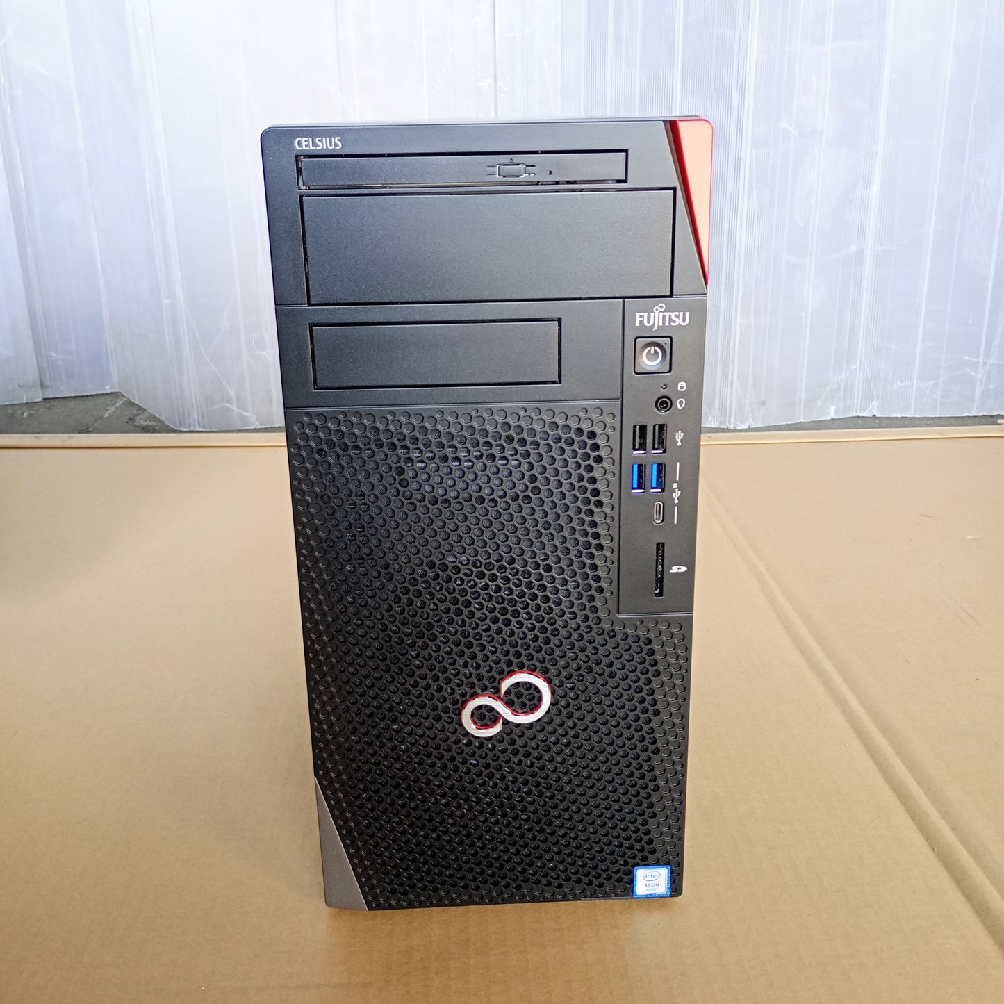 富士通 CELW11005 CELSIUS W5010 パソコン・ワークステーション 未使用品　fujitsu1-celw11005celsiusw5010pc-4001