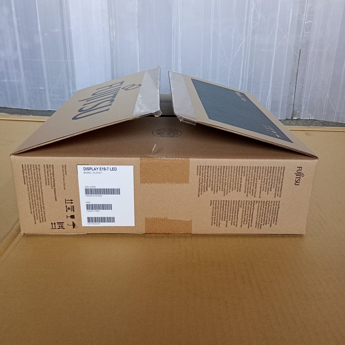 富士通 CELW11005 CELSIUS W5010　PCワークステーション　fujitsu1-celw11005celsiusw5010pc-8248
