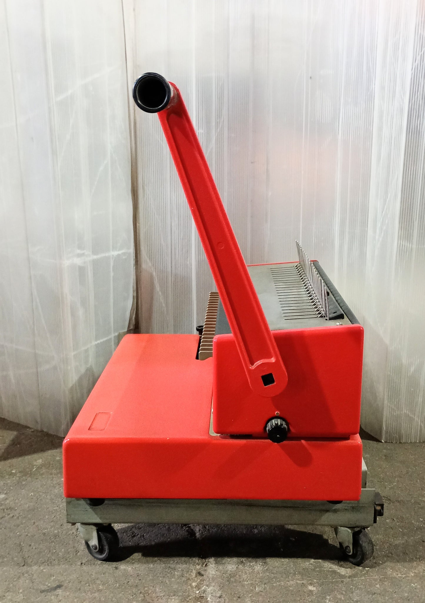 IBICO AG A4-PB プラスチックリング製本機 ibico1-ibicoaga4pb-1042