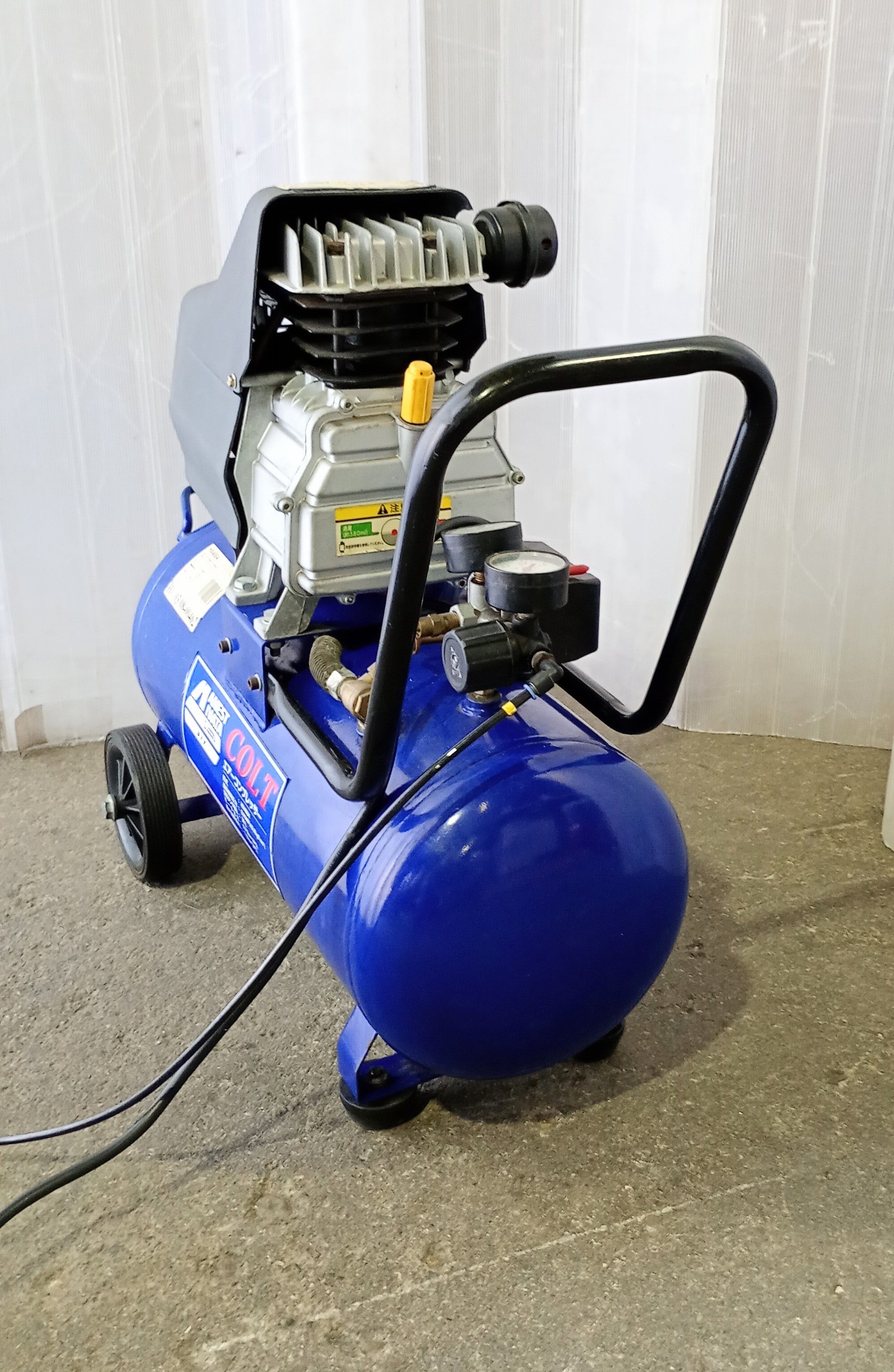 中古 アネスト岩田キャンベル コルトHX4004 コンプレッサー