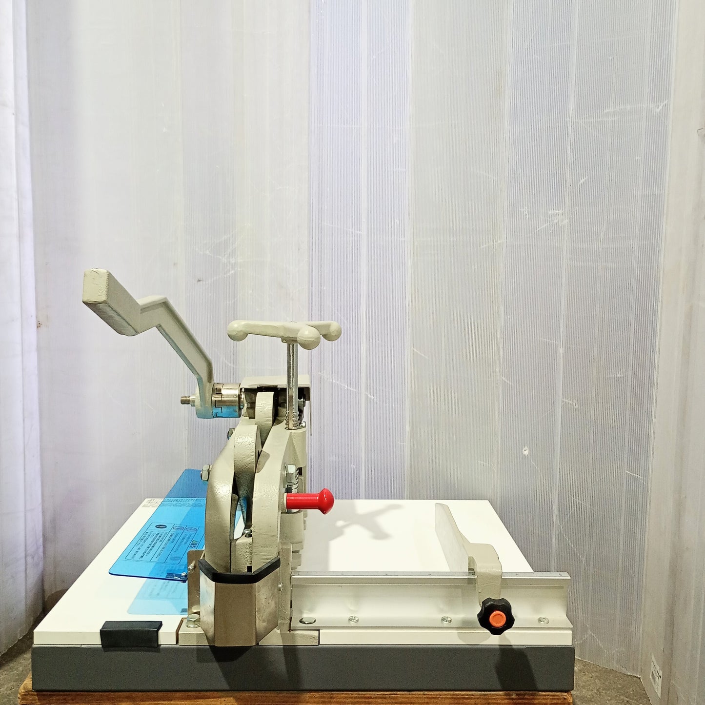 ウチダテクノ SC-30型 卓上断裁機 uchidatechno1-sc30-5001