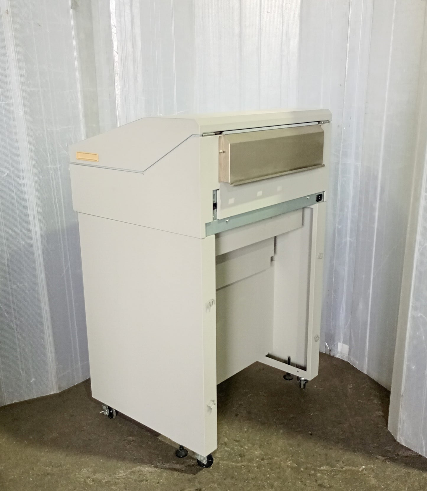 日本ユニシス FDP0205-APL プリンター ドットインパクトプリンター unisys1-fdp0205apl-5010