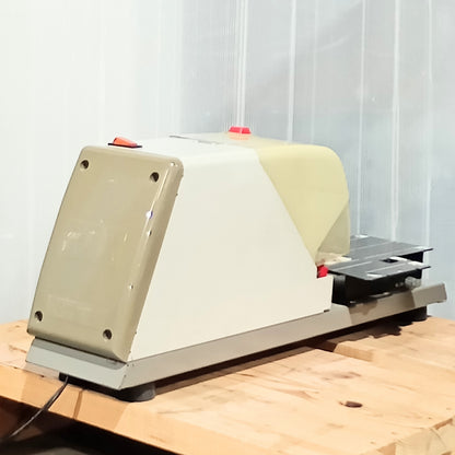 マックス 卓上大型電子ホッチキス EH-100F 平綴じ製本機 max1-eh100f-6020