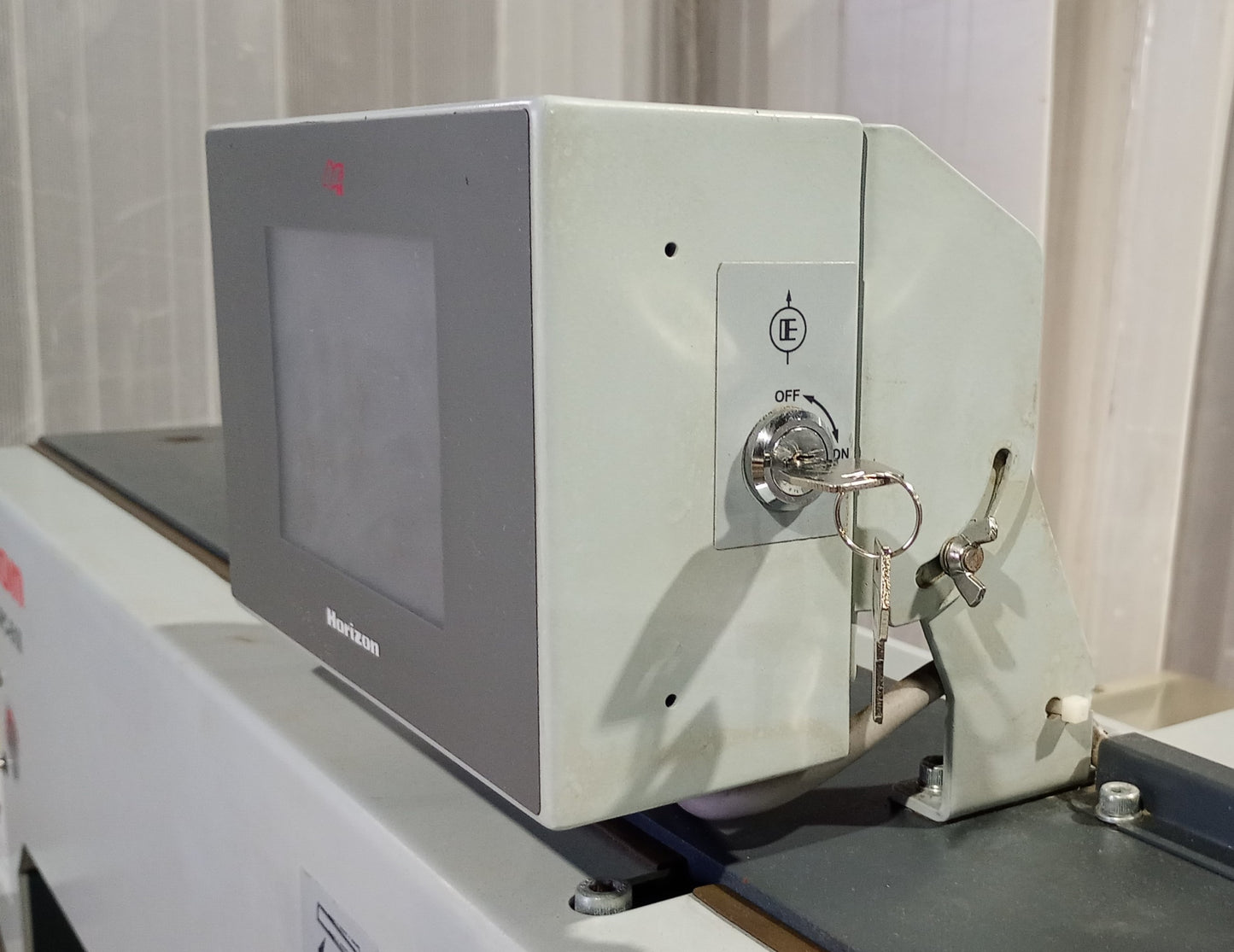 ホリゾン APC-61Ⅱ 断裁機 断裁機･切断機 horizon1-apc61ii-4001